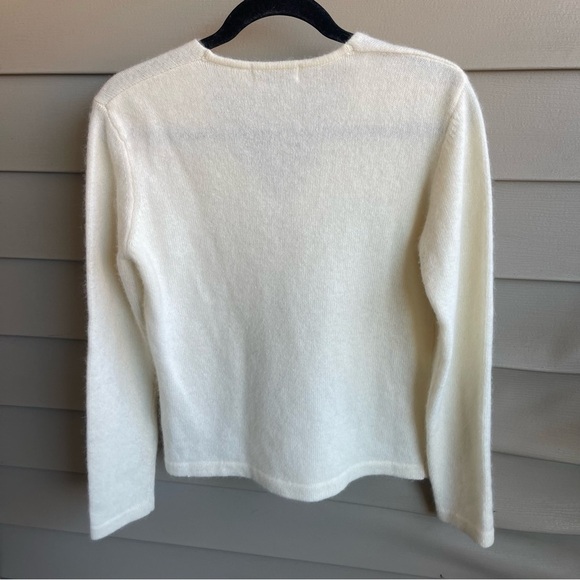 Orvis Tree Embroidered Ivory Angora Wool V-neck Sweater Womens Sz Small Holiday - Picture 2 of 8